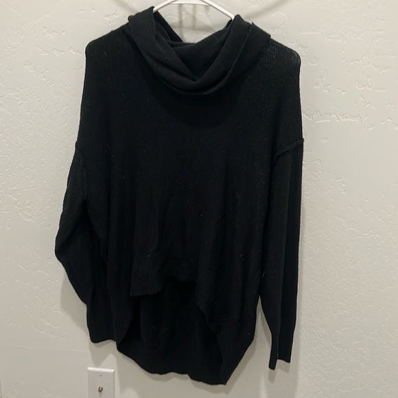 Women’s black sweater - Picture 1 of 2